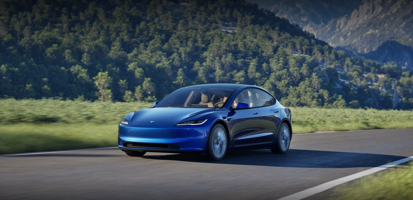 Apa Itu Sewa Mobil Lepas Kunci